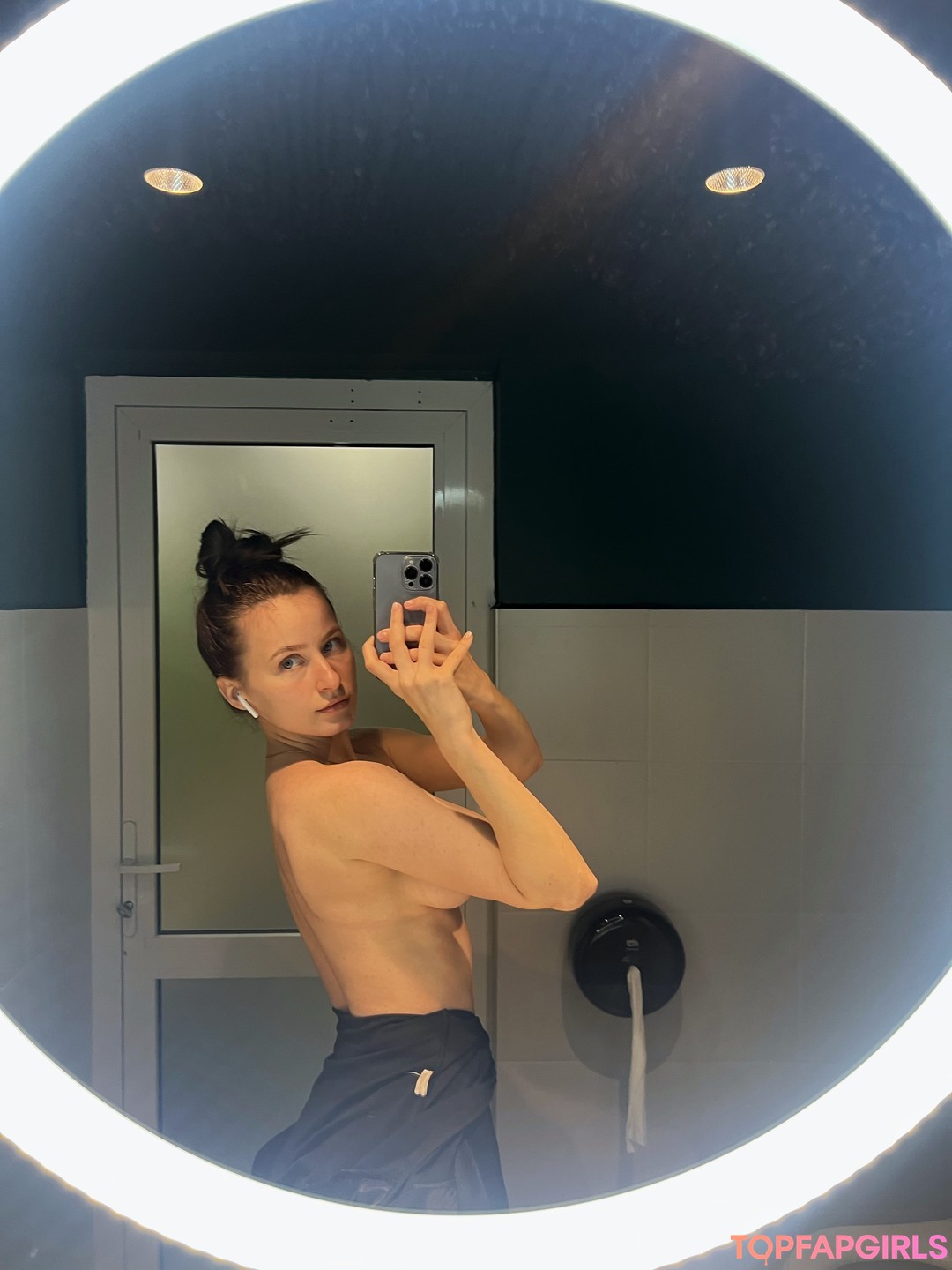 Foto desnuda filtrada de OnlyFans de Toma Efremova #307 Foto desnuda filtrada de OnlyFans de Toma Efremova #307