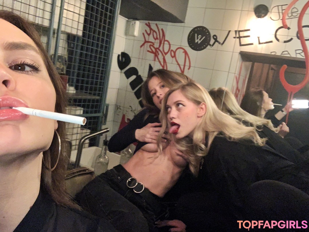 Foto desnuda filtrada de OnlyFans de Toma Efremova #346 Foto desnuda filtrada de OnlyFans de Toma Efremova #346