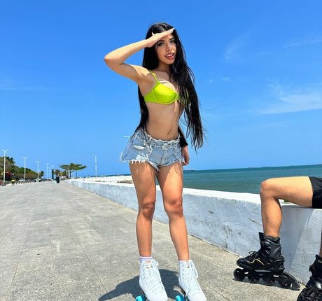 Foto desnuda filtrada de OnlyFans de Yeri Mua