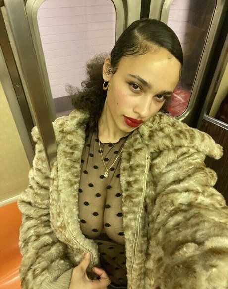Foto desnuda filtrada de OnlyFans de Sarina