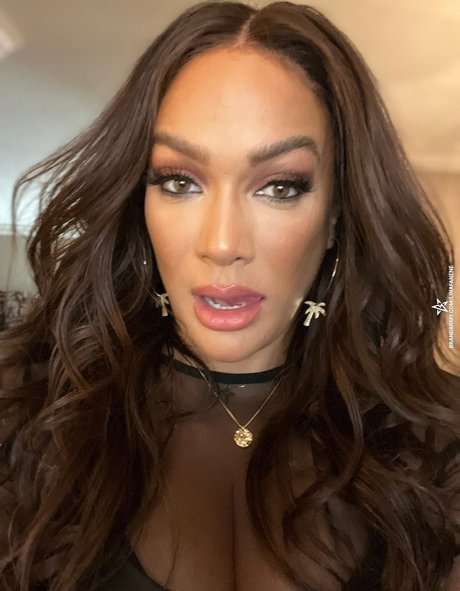 Foto desnuda filtrada de OnlyFans de Nia Jax