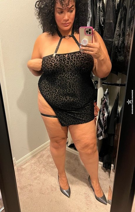 Nia Jax