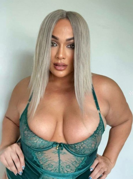 Nia Jax