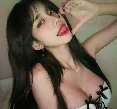 Foto desnuda filtrada de OnlyFans de We8136