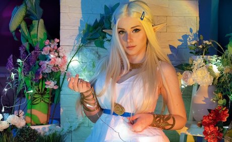Ezy Summers Cosplay