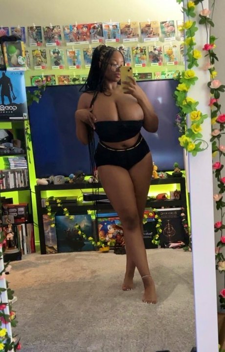 Foto desnuda filtrada de OnlyFans de Bedras