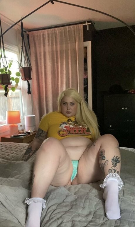 Foto desnuda filtrada de OnlyFans de Bbwgoddessmilo