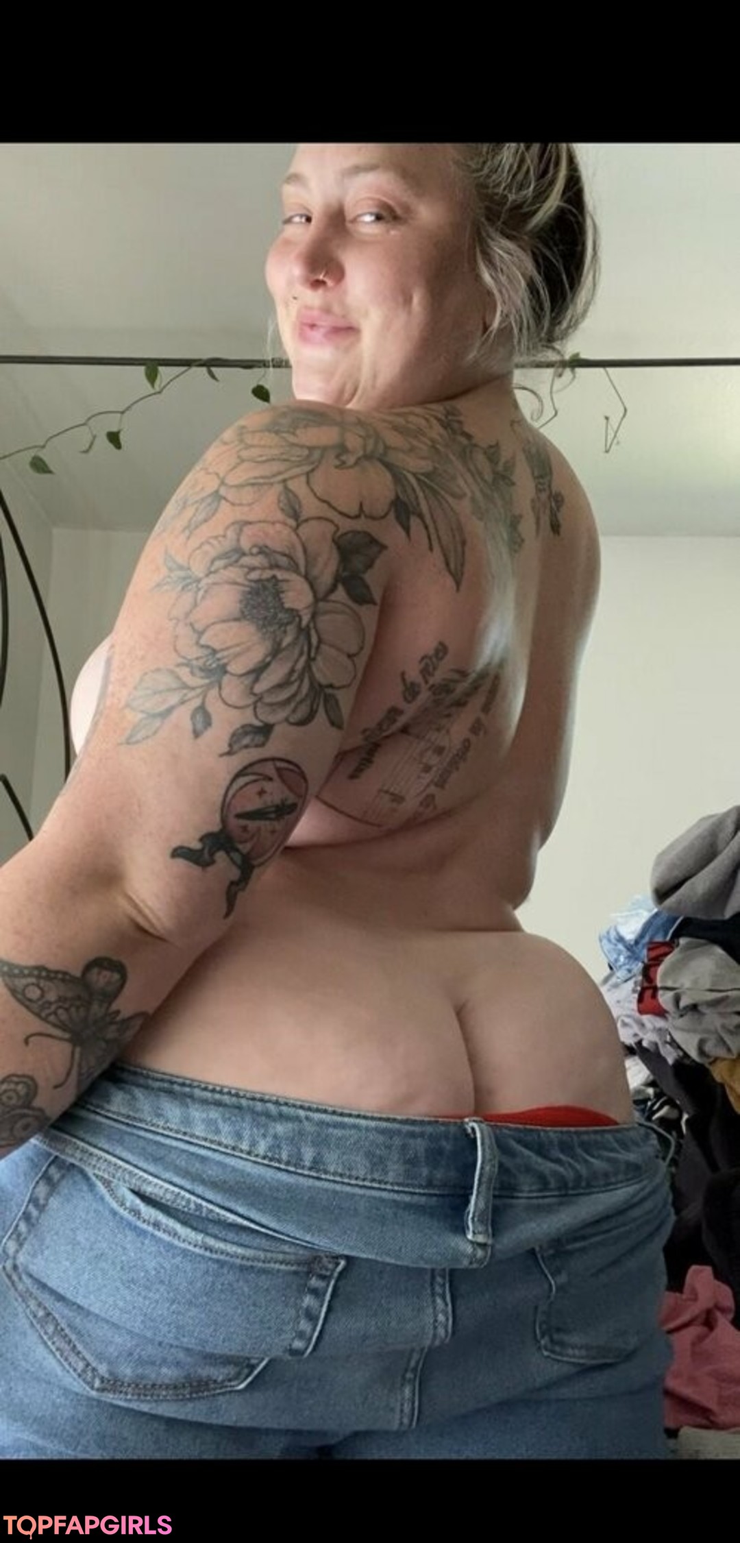 Foto desnuda filtrada de OnlyFans de Bbwgoddessmilo #26 Foto desnuda filtrada de OnlyFans de Bbwgoddessmilo #26