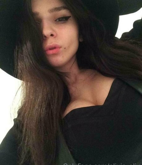 Adel_leda