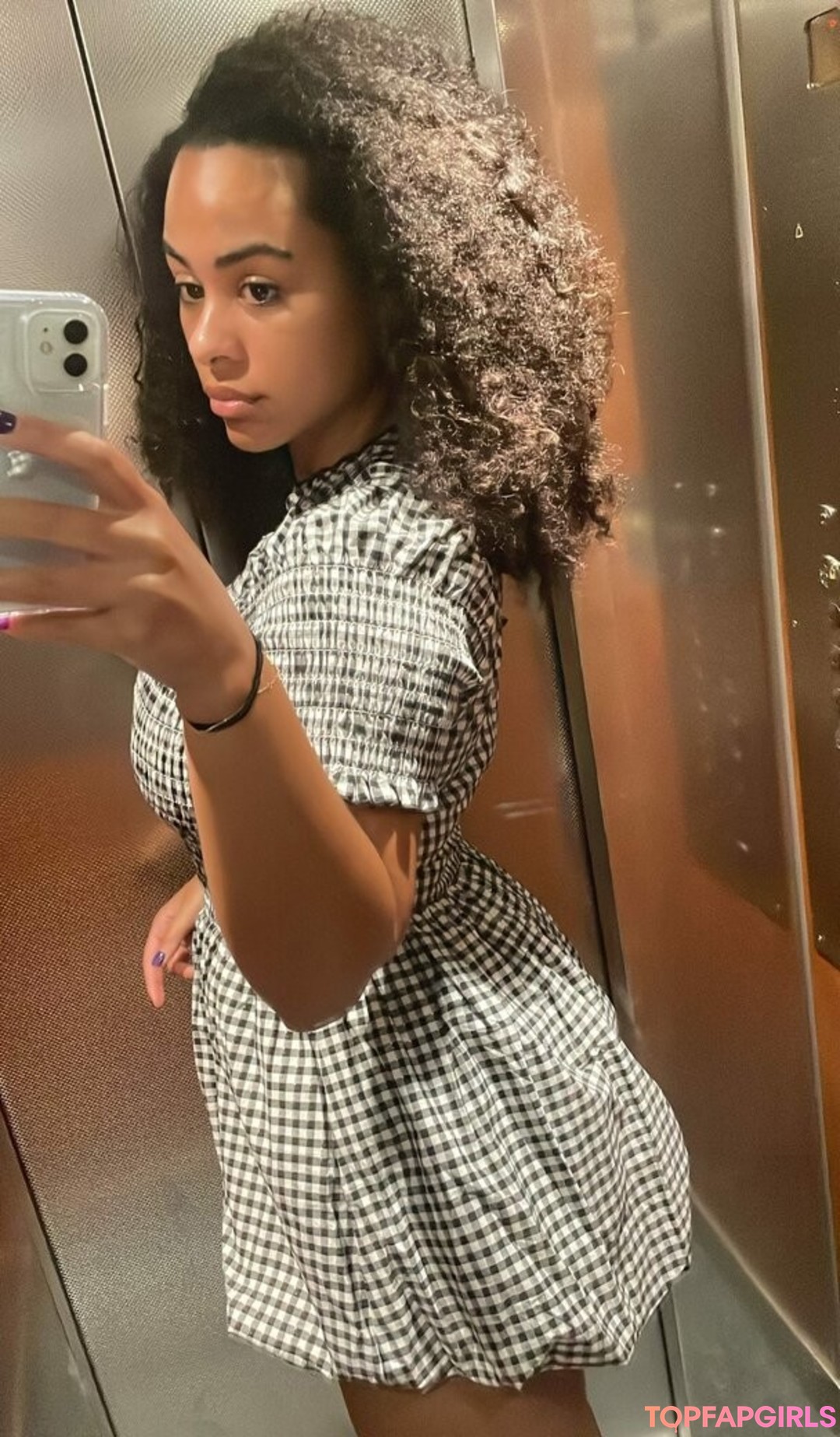 Foto desnuda filtrada de OnlyFans de Raina Morris #70 Foto desnuda filtrada de OnlyFans de Raina Morris #70