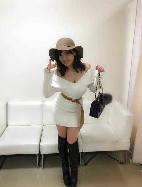 Mina Shirakawa