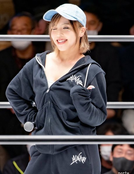 Mina Shirakawa
