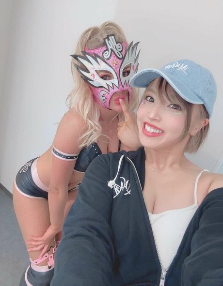 Mina Shirakawa
