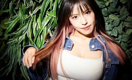 Mina Shirakawa