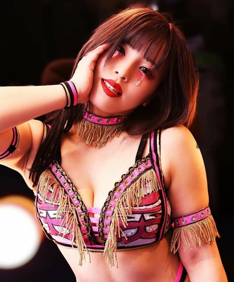 Mina Shirakawa
