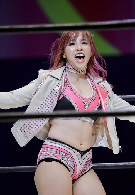 Mina Shirakawa