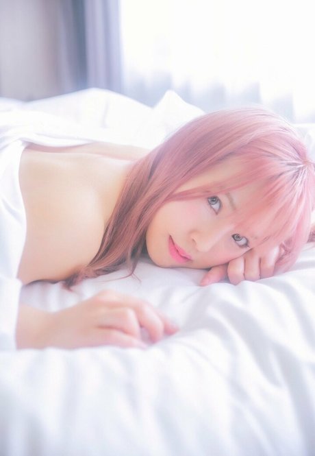 Mina Shirakawa