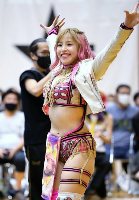Mina Shirakawa