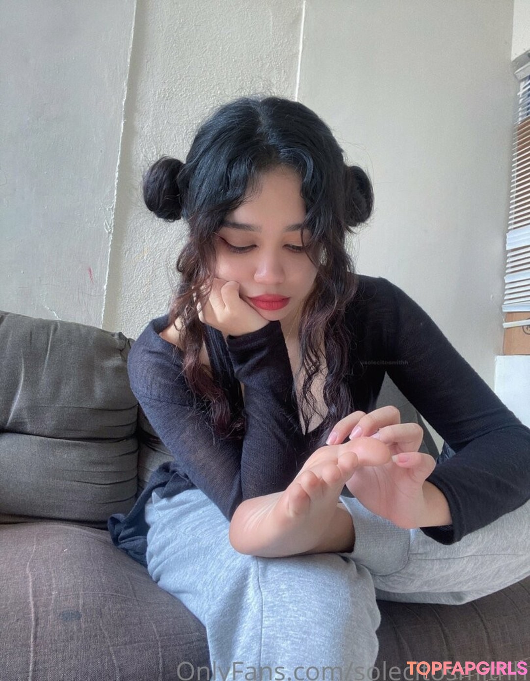 Foto desnuda filtrada de OnlyFans de Solecitosmithh #131 Foto desnuda filtrada de OnlyFans de Solecitosmithh #131