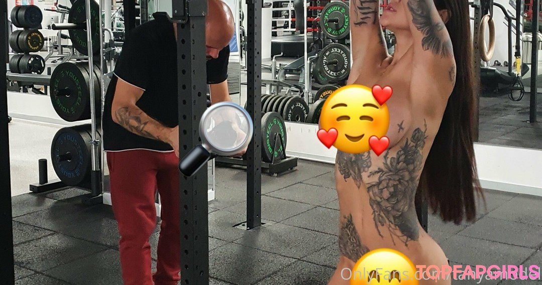 Foto desnuda filtrada de OnlyFans de Tanyamodel #283 Foto desnuda filtrada de OnlyFans de Tanyamodel #283