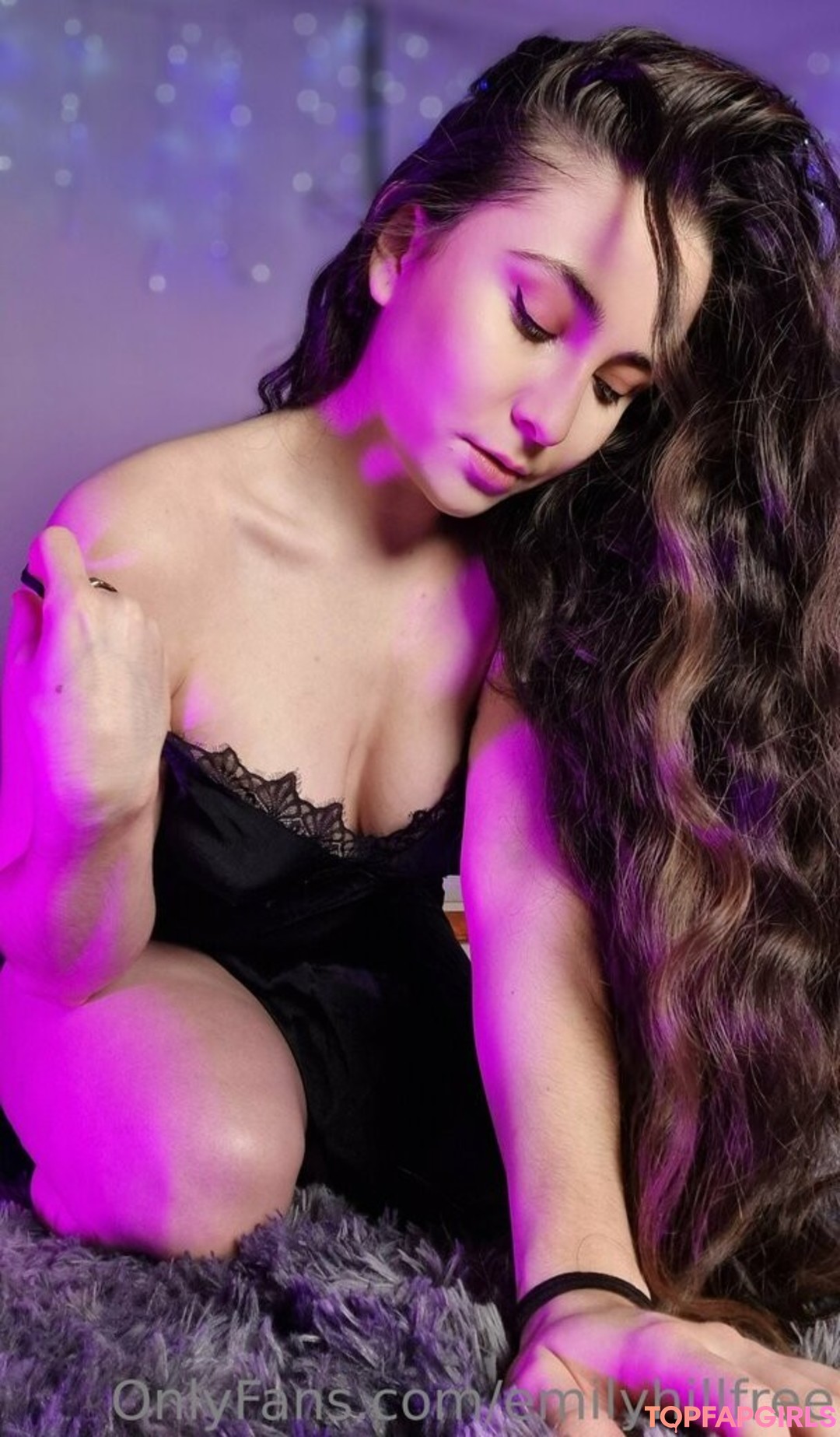 Foto desnuda filtrada de OnlyFans de Emilyhillfree #153 Foto desnuda filtrada de OnlyFans de Emilyhillfree #153