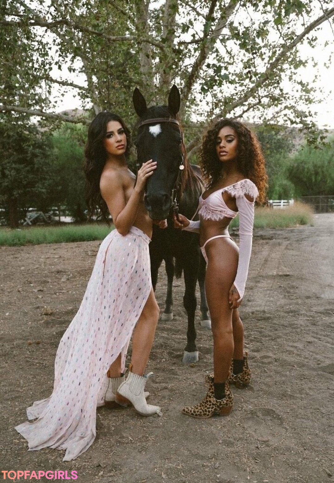 Foto desnuda filtrada de OnlyFans de Scarlitscandal #51 Foto desnuda filtrada de OnlyFans de Scarlitscandal #51