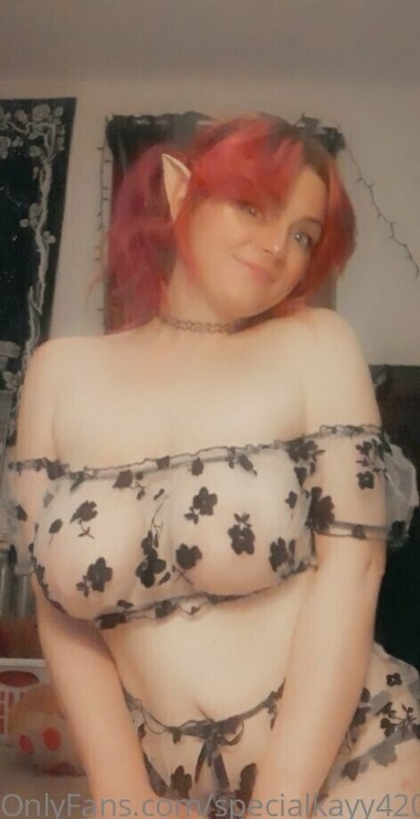 Foto desnuda filtrada de OnlyFans de Cosmickayla