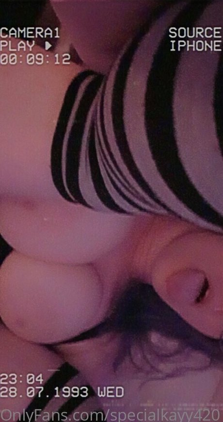 Foto desnuda filtrada de OnlyFans de Cosmickayla
