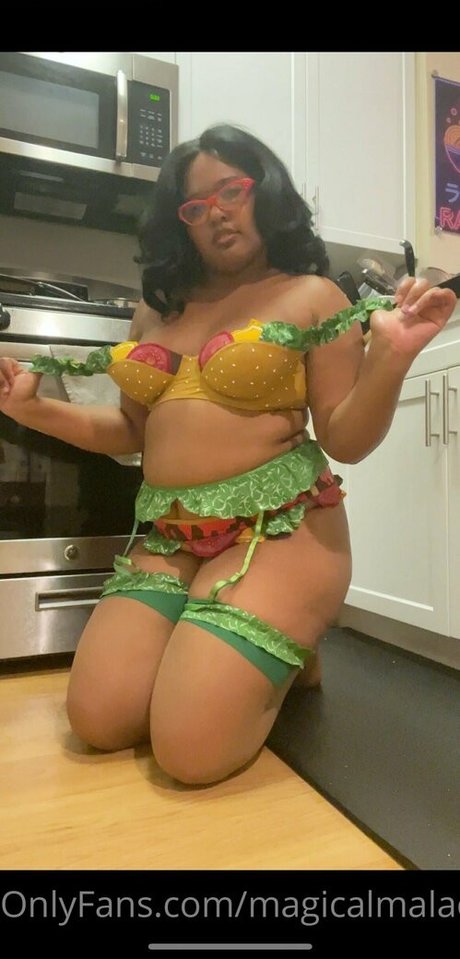 Foto desnuda filtrada de OnlyFans de Magicalmaladyfree