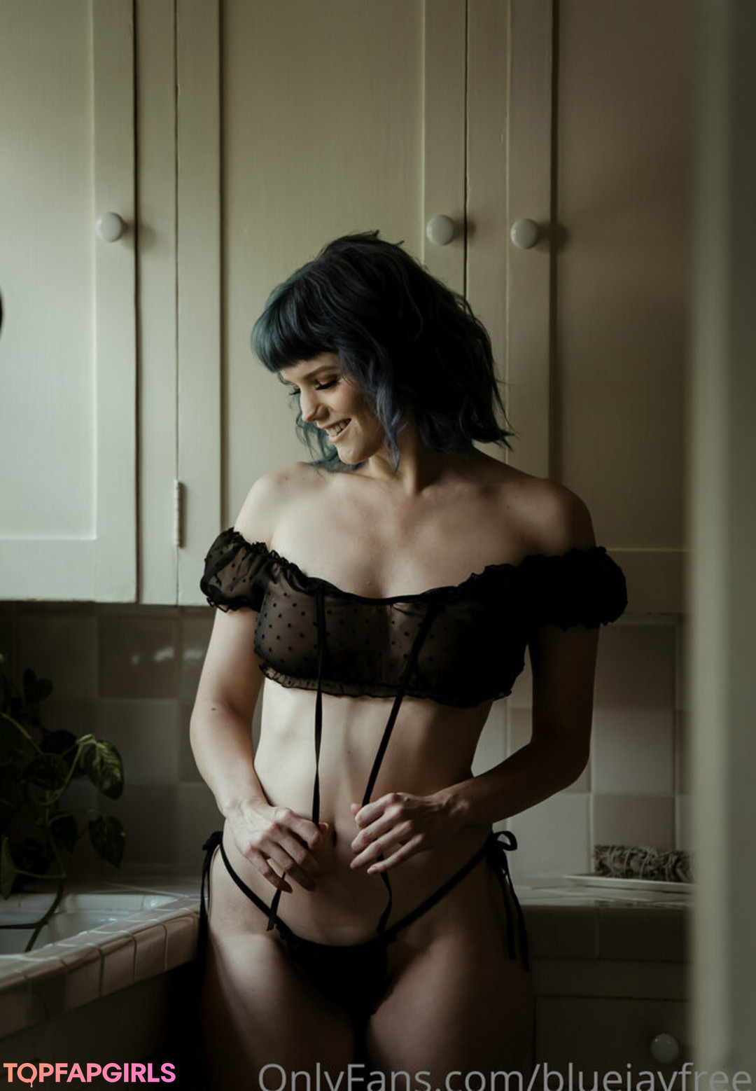 Foto desnuda filtrada de OnlyFans de Bluejayfree #132 Foto desnuda filtrada de OnlyFans de Bluejayfree #132