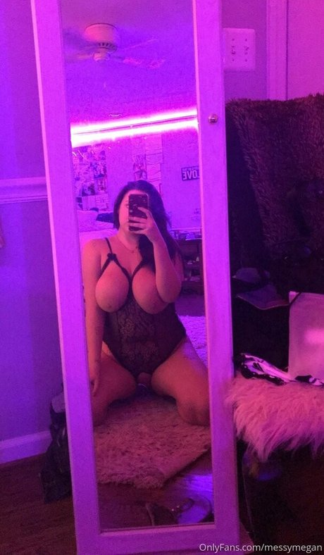 Foto desnuda filtrada de OnlyFans de Messymegan