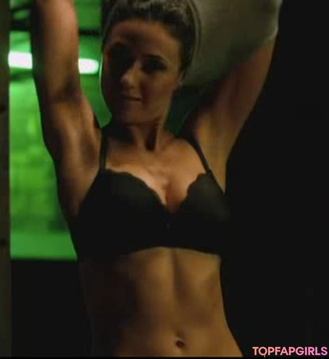 Foto desnuda filtrada de OnlyFans de Emmanuelle Chriqui #292 Foto desnuda filtrada de OnlyFans de Emmanuelle Chriqui #292