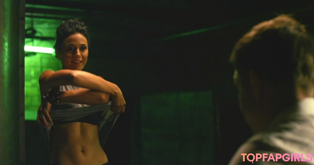 Foto desnuda filtrada de OnlyFans de Emmanuelle Chriqui #297 Foto desnuda filtrada de OnlyFans de Emmanuelle Chriqui #297