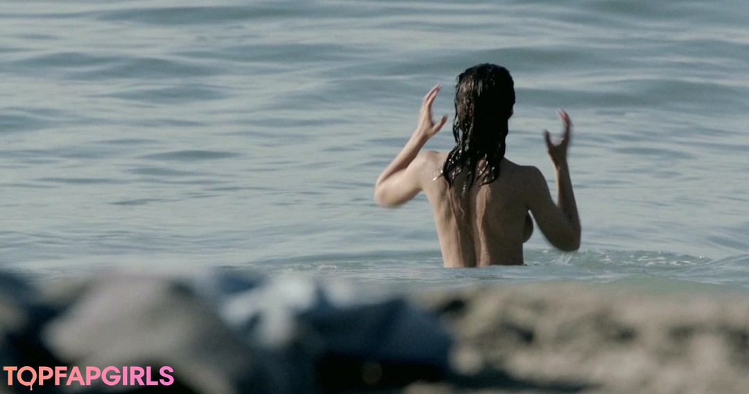 Foto desnuda filtrada de OnlyFans de Emmanuelle Chriqui #413 Foto desnuda filtrada de OnlyFans de Emmanuelle Chriqui #413