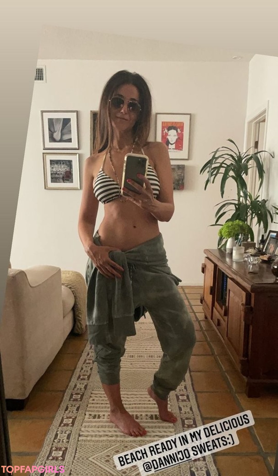 Foto desnuda filtrada de OnlyFans de Emmanuelle Chriqui #424 Foto desnuda filtrada de OnlyFans de Emmanuelle Chriqui #424