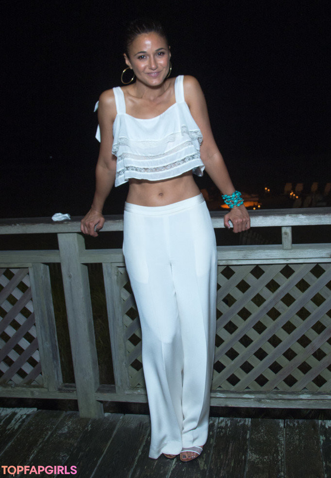 Foto desnuda filtrada de OnlyFans de Emmanuelle Chriqui #457 Foto desnuda filtrada de OnlyFans de Emmanuelle Chriqui #457