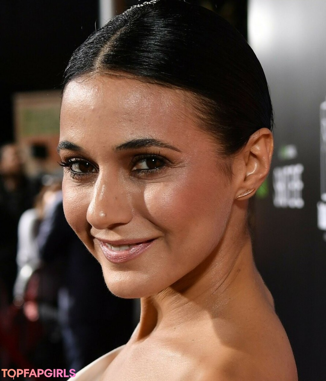 Foto desnuda filtrada de OnlyFans de Emmanuelle Chriqui #687 Foto desnuda filtrada de OnlyFans de Emmanuelle Chriqui #687