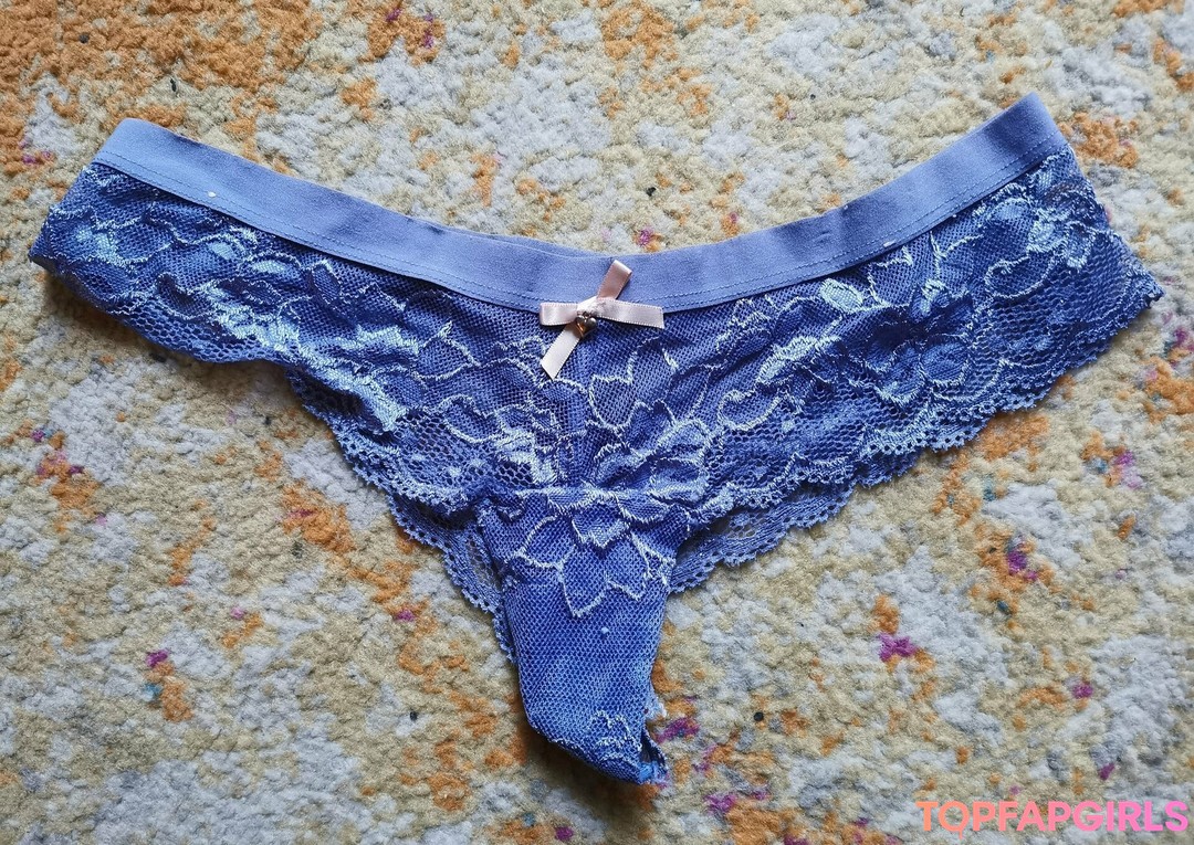 Foto desnuda filtrada de OnlyFans de Houseofrae #382 Foto desnuda filtrada de OnlyFans de Houseofrae #382