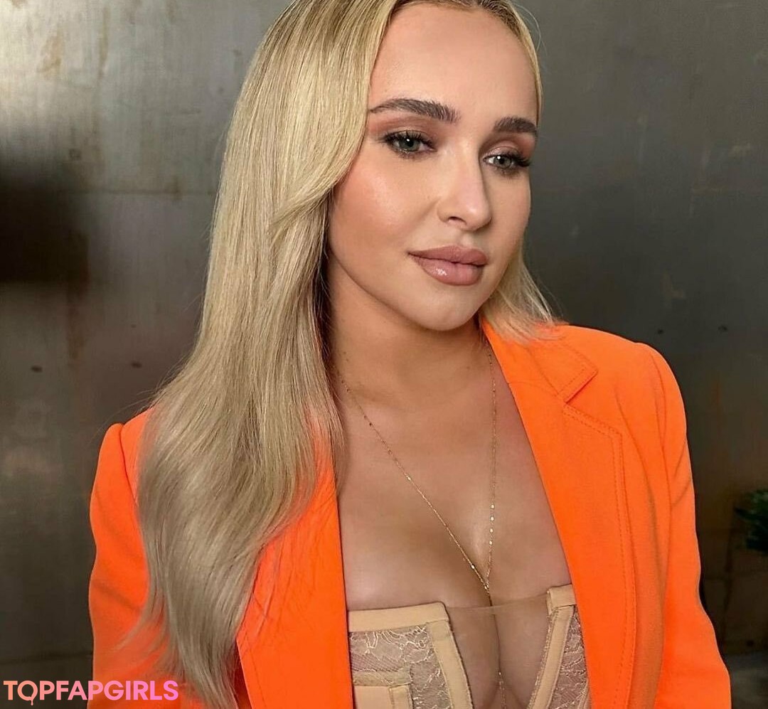 Foto desnuda filtrada de OnlyFans de Hayden Panettiere #227 Foto desnuda filtrada de OnlyFans de Hayden Panettiere #227