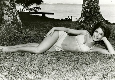Foto desnuda filtrada de OnlyFans de Barbara Eden