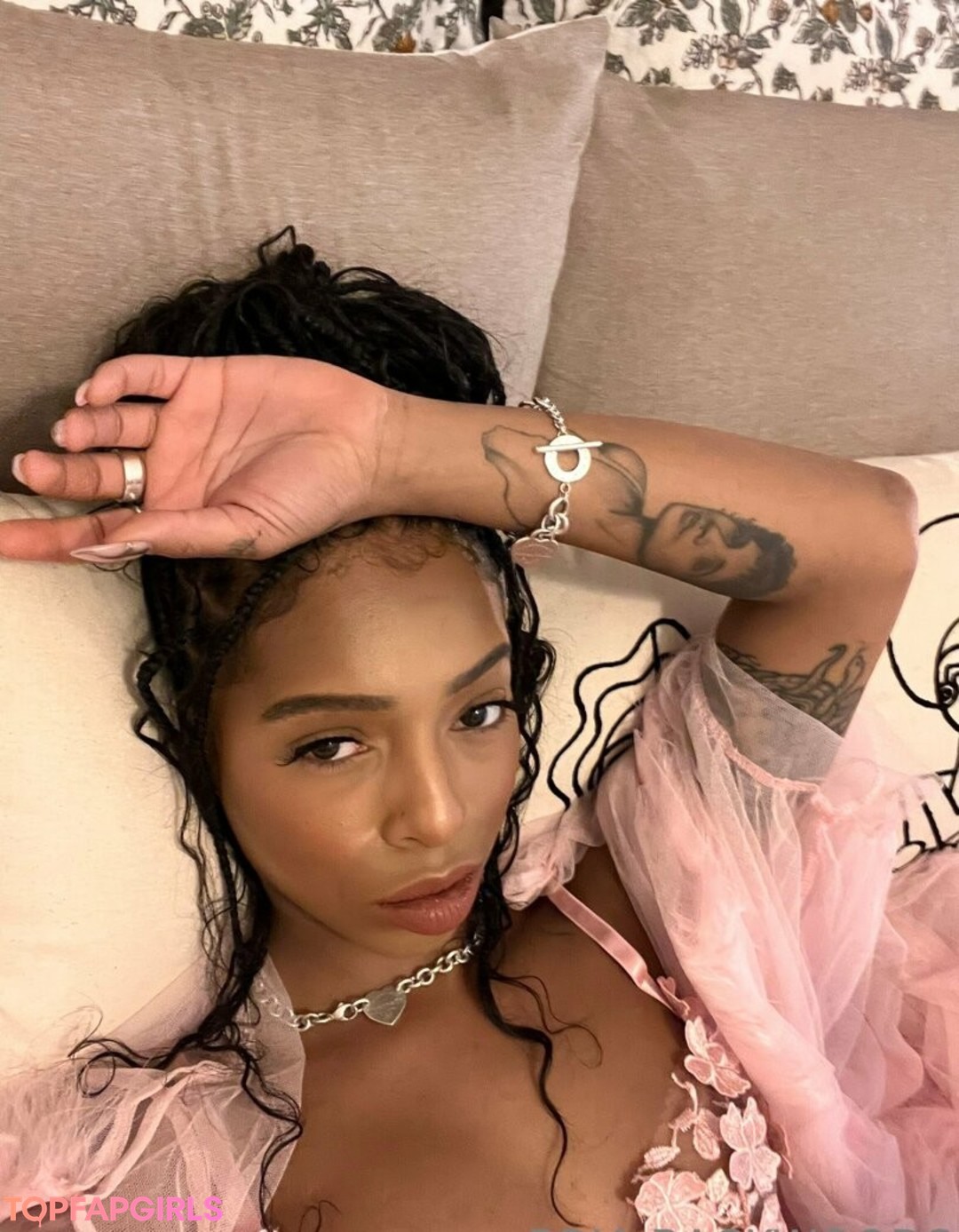 Foto desnuda filtrada de OnlyFans de Briabackwoods #88 Foto desnuda filtrada de OnlyFans de Briabackwoods #88