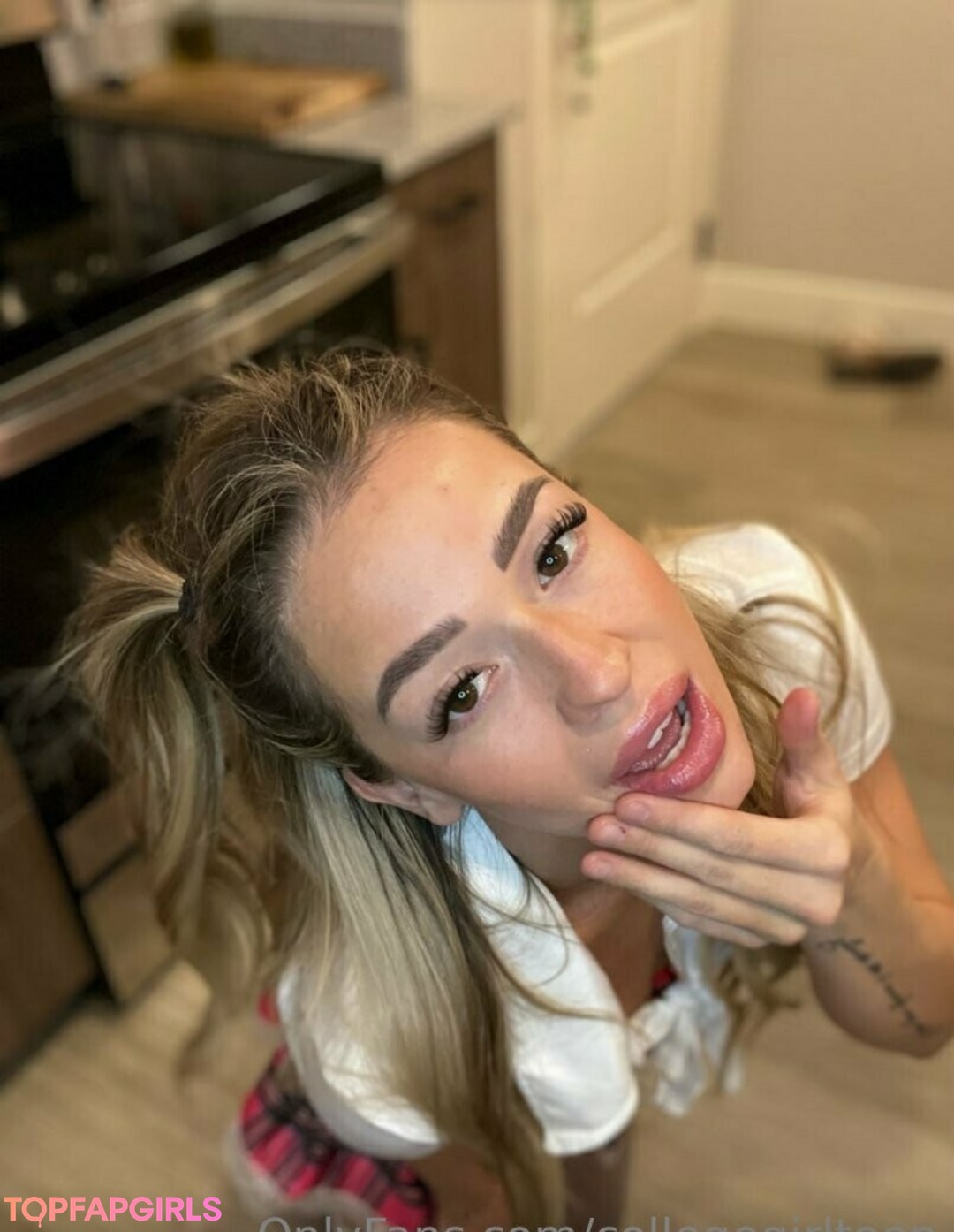 Foto desnuda filtrada de OnlyFans de Collegegirlteen #344 Foto desnuda filtrada de OnlyFans de Collegegirlteen #344