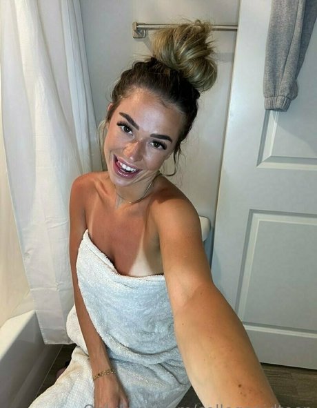 Collegegirlteen