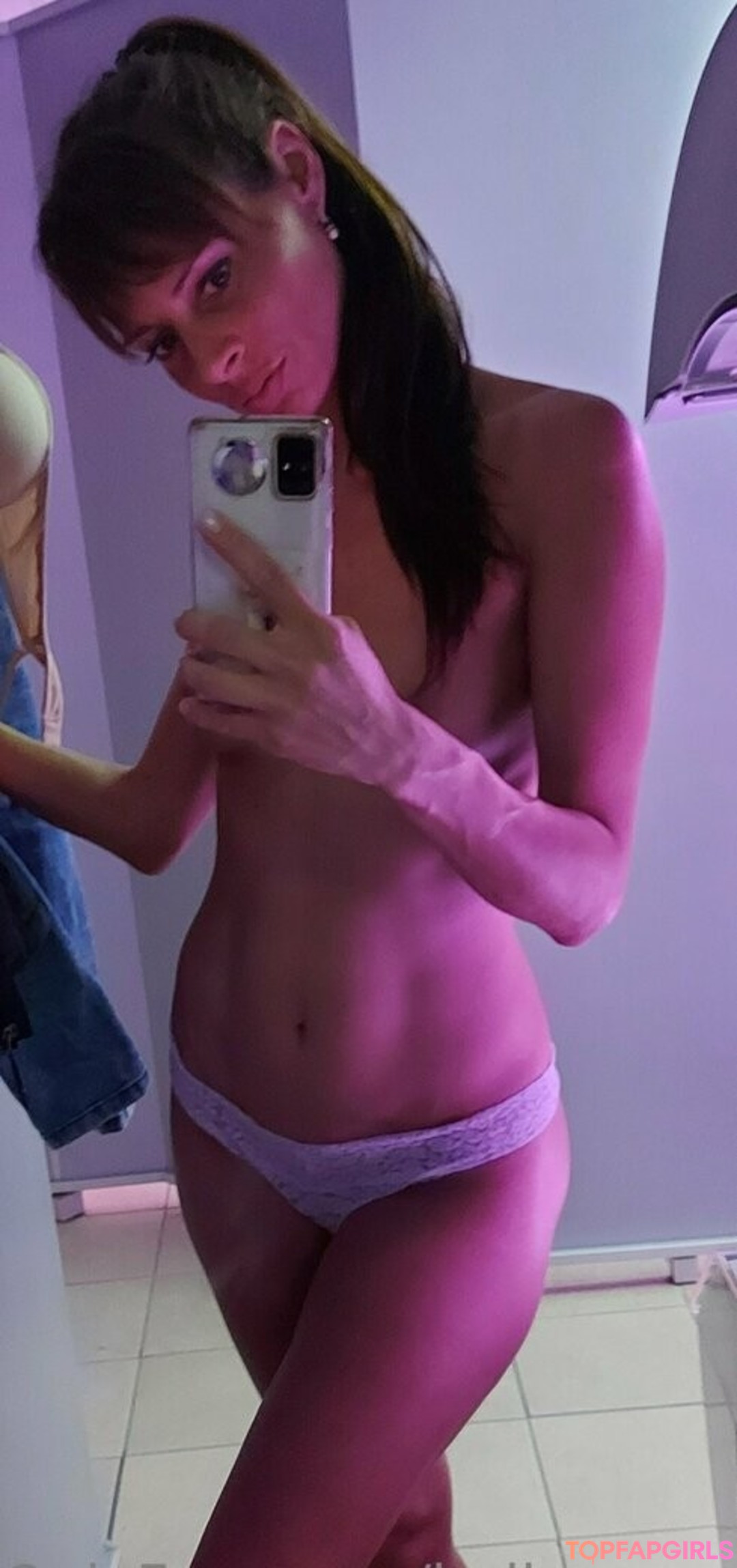 Foto desnuda filtrada de OnlyFans de Hollysunny #94 Foto desnuda filtrada de OnlyFans de Hollysunny #94