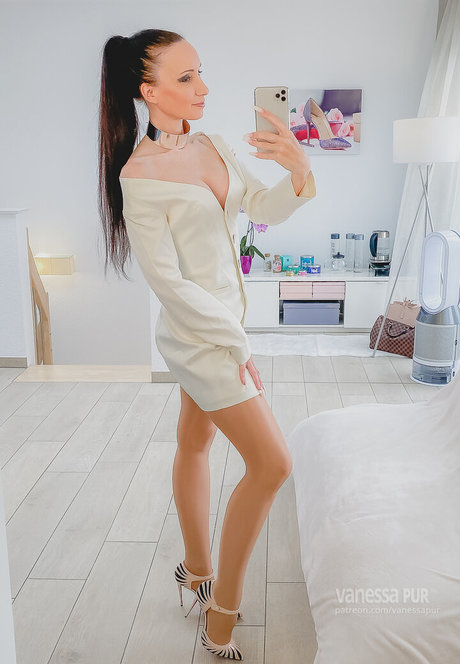 Vanessa Pur
