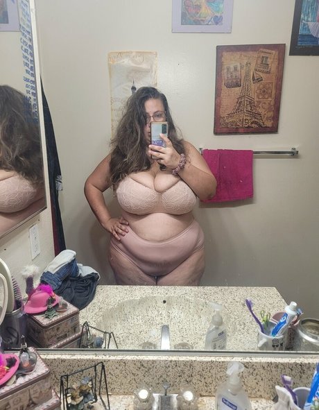 Astrid_rose22