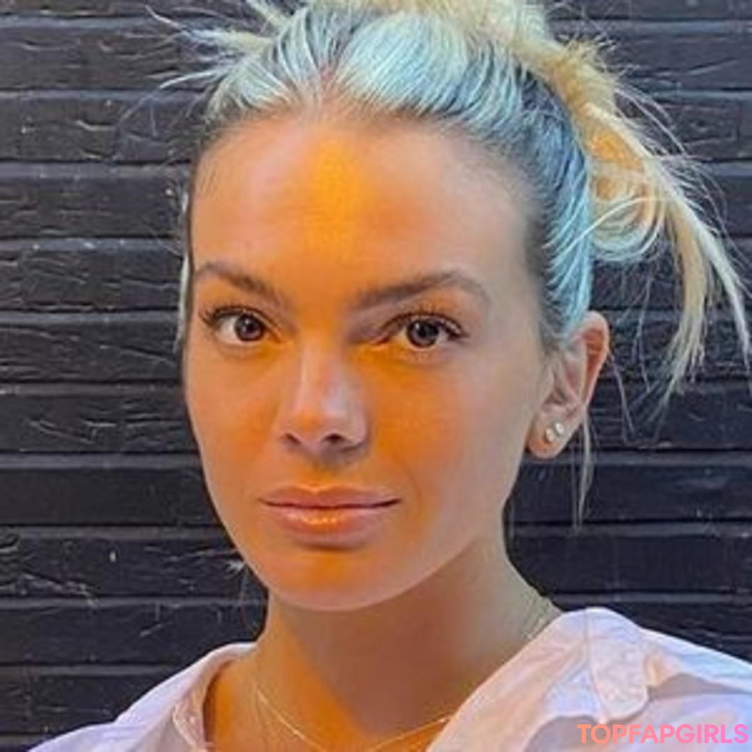 Foto desnuda filtrada de OnlyFans de Louisa Johnson #3 Foto desnuda filtrada de OnlyFans de Louisa Johnson #3