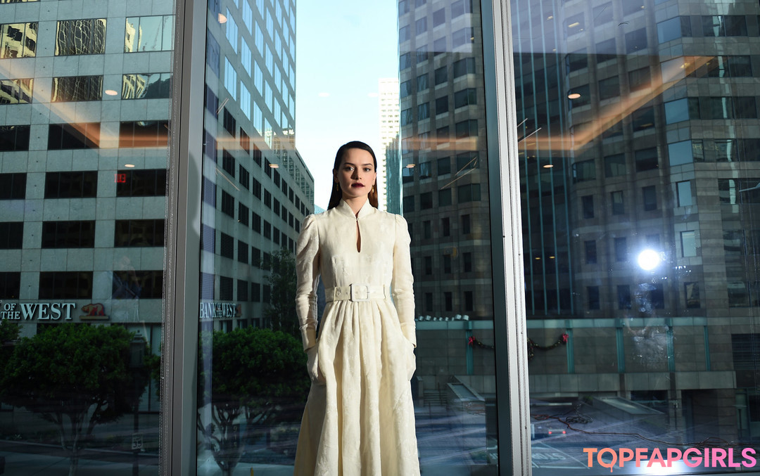 Foto desnuda filtrada de OnlyFans de Daisy Ridley #72 Foto desnuda filtrada de OnlyFans de Daisy Ridley #72