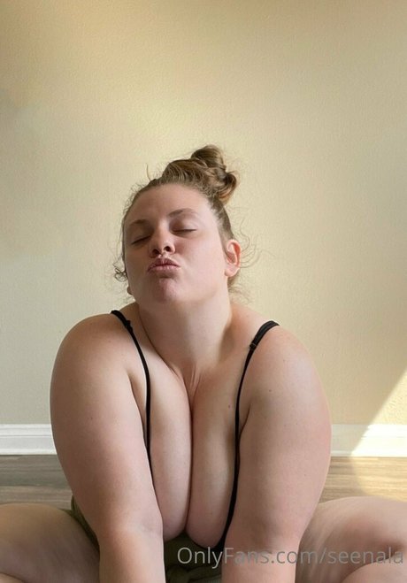Foto desnuda filtrada de OnlyFans de Seenala