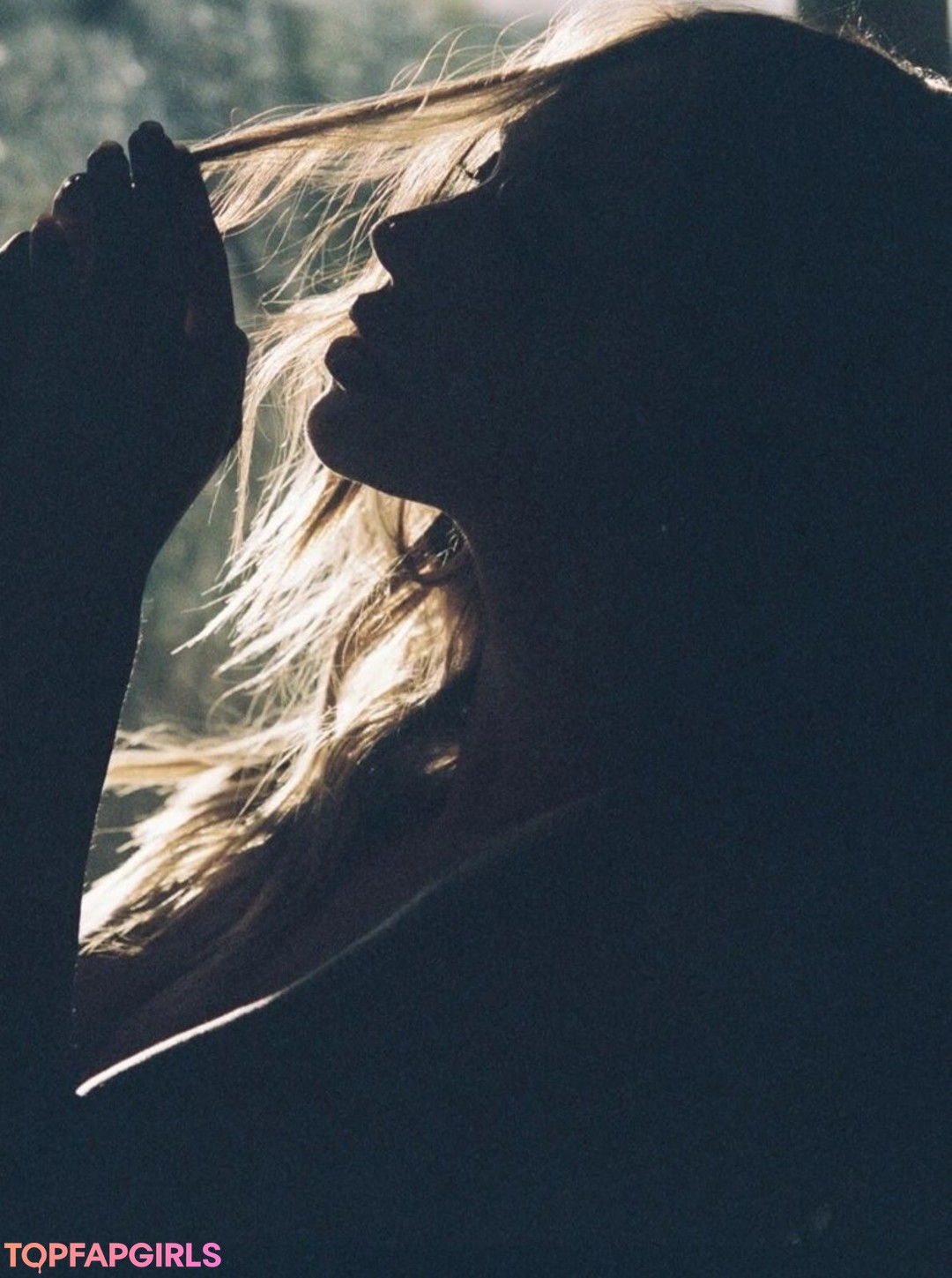 Foto desnuda filtrada de OnlyFans de Alexis Ren #99 Foto desnuda filtrada de OnlyFans de Alexis Ren #99